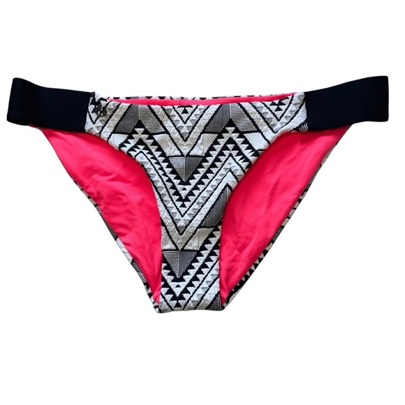 NEW Maaji Geometric Reversible Bikini Bottom - Picture 1 of 11